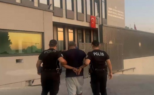 İzmir'de 20 yıl hapis cezası ile aranan firari yakalandı