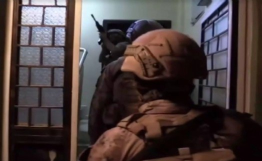İzmir'de FETÖ operasyonu:  Çok sayıda tutuklama