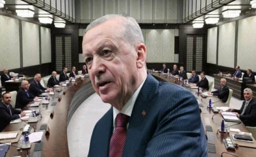 Kabinede sürpriz değişim iddiası! Tarih vererek açıkladı