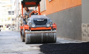 Karşıyaka'da yol yenileme seferberliği
