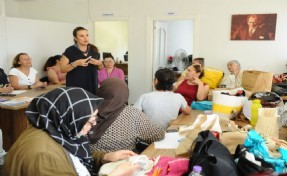 Karşıyaka’da ‘Kadın Gücü’ mahalle mahalle yayılıyor