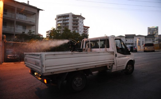 Karşıyaka’da ilaçlama seferberliği
