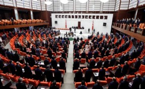 Komisyona 4 parti daha üye verecek!