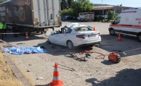 Manisa'da feci kaza: Baba ve 3 çocuğu olay yerinde can verdi!