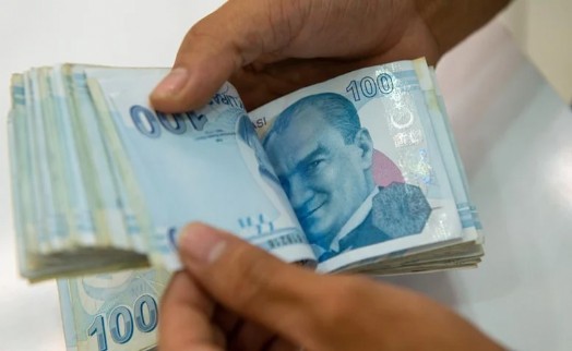 Memur ve emeklinin maaş farkı ödenmedi!