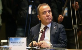 Muhittin Böcek görevden uzaklaştırıldı