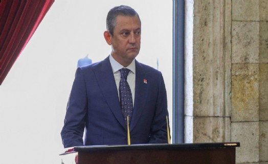 Özgür Özel Anıtkabir'de: 'Lozan Barış Antlaşması ülkemizin tapu senedidir'