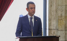 Özgür Özel Anıtkabir'de: 'Lozan Barış Antlaşması ülkemizin tapu senedidir'