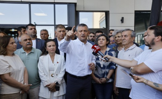 Özgür Özel Murat Çalık için İzmir'de: 'Hesabını verecek olan 'Ak Toroslar' çetesidir'