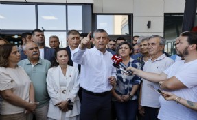 Özgür Özel Murat Çalık için İzmir'de: 'Hesabını verecek olan 'Ak Toroslar' çetesidir'
