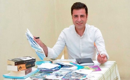Selahattin Demirtaş'tan 'silah bırakma' açıklaması