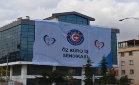 Sendikadan üniversite yönetimine ‘maaş’ yanıtı: ‘Rektörlük rakamları abartıyor!’