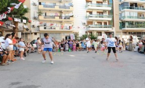 Sokak Senin Mahalle Olimpiyatları çok sevildi: Karşıyaka'da bayram havası esti