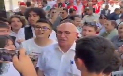 Tanal ve gençler soruyor: 'Şenol başkanın gözaltında ne işi var?'