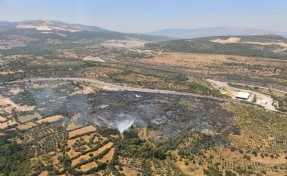 Tarım arazisindeki yangın 2 saatte kontrol altına alındı