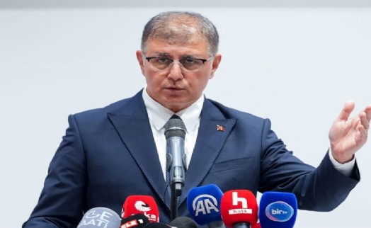 Başkan Tugay'dan operasyonlara tepki: 'Başkanları itibarsızlaştırma, muhalefeti sindirme..'