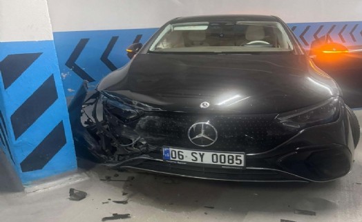Vale, 7 milyonluk aracı pert etti: O anlar kamerada!
