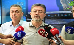 Yangınlarda son durum ne? Bakan Yumaklı'dan yurttaşlara çağrı