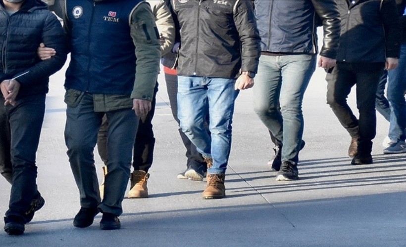 Yerlikaya duyurdu: Aralarında İzmir'in de olduğu 19 ilde FETÖ'ye operasyon!