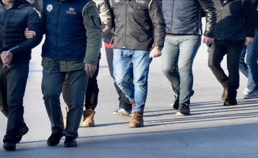 Yerlikaya duyurdu: Aralarında İzmir'in de olduğu 19 ilde FETÖ'ye operasyon!