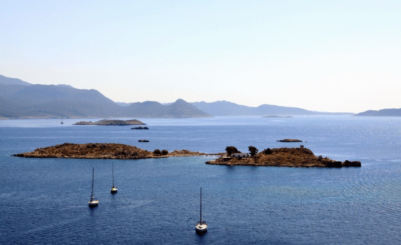 Yunanistan Akdeniz'de sınırları çekiyori: Deniz parkı derken sınırları çekiyorlar