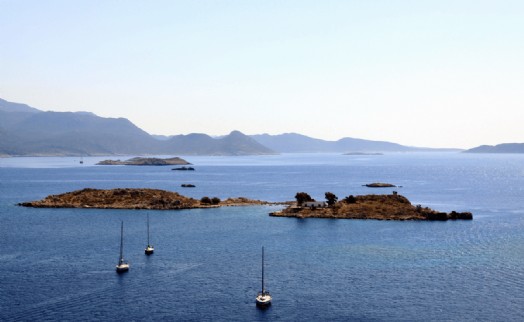 Yunanistan Akdeniz'de sınırları çekiyori: Deniz parkı derken sınırları çekiyorlar