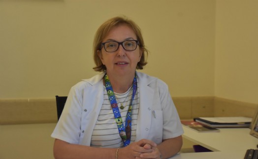 'Anne sütü, anne ile bebek arasında bir şefkat köprüsü oluşturuyor'