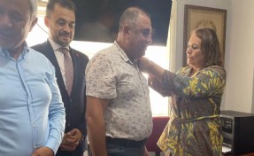 AK Parti’den istifa etti: CHP’ye katıldı