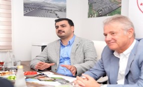 AK Partili İnan Dikili Organize Tarım Bölgesi'ni yerinde inceledi: Hedef 15 milyar dolarlık yatırım!