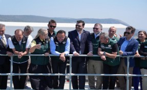 AK Partili İnan, İzmir'den Özel'e seslendi; AK Parti icraatlarını iyi takip etsin