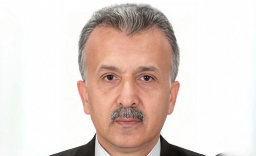 Akademisyenin 'sahte diploma' paylaşımı tepki çekti
