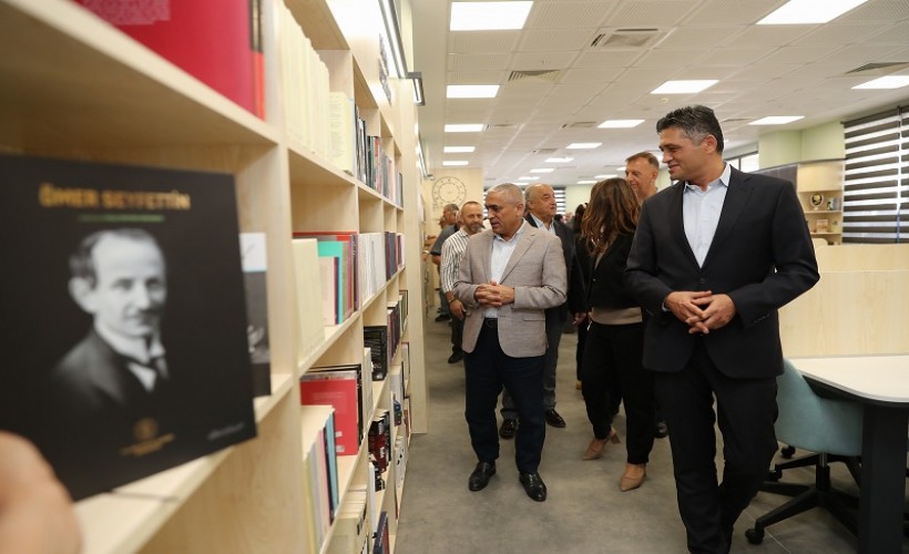 Aliağa Belediyesi’nden eğitime ve kültüre büyük katkı: Aziz Sancar Kütüphanesi hizmete açıldı