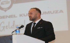 Altay yeni sezon öncesi çok hareketli