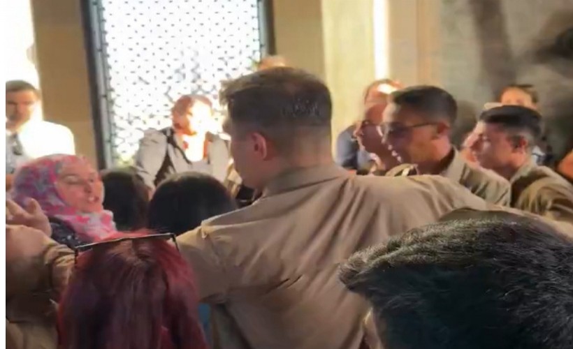 Anıtkabir’de slogan ve provokasyon gerginliği
