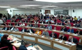 Aydın'da kriz büyüyor: Çok sayıda meclis üyesi istifa etti!