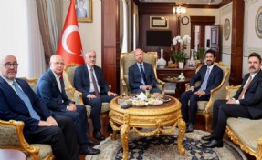 Bilal Erdoğan'ın valinin koltuğunda oturdu fotoğraf gündem oldu