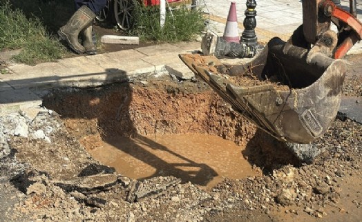 Bodrum’da yine isale hattı patladı