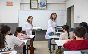 Bornova Belediyesi'nden gençlere ücretsiz eğitim desteği