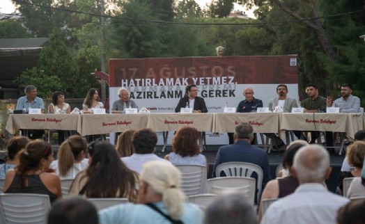 Bornova’da ortak afet bilinci buluşması: 'Hatırlamak yetmez, hazırlanmak gerek'