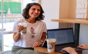 Buca Belediyesi’nden daralan cüzdanlara dost mekan: Bucafe 1928 yüzleri güldürdü!