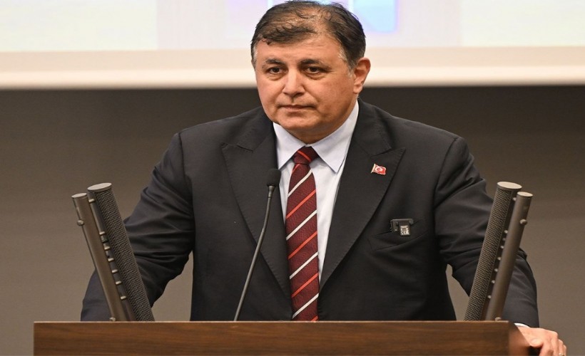 CHP İzmir’de sandık mesaisi sürüyor: Tugay mahallesinde listeye girmedi!