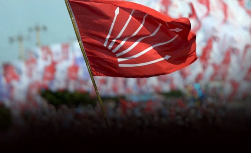 CHP Konak’ta delegeler Serkan Kalmaz’ın etrafında kenetlendi!