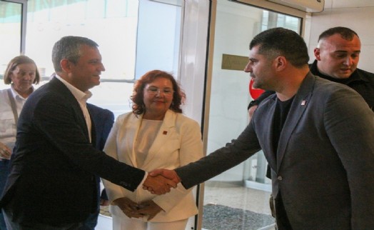 CHP lideri Özgür Özel İzmir'de!