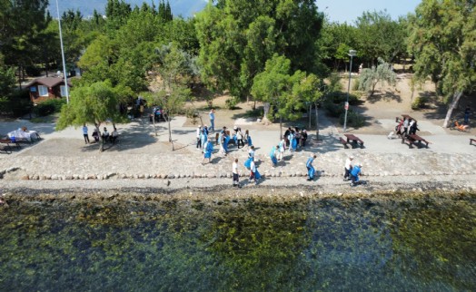Çakalburnu Lagünü’nde çevre temizliği