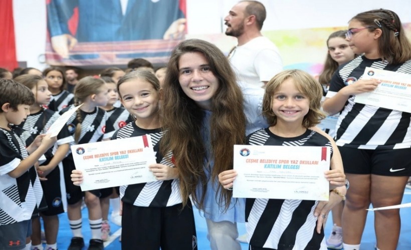 Çeşme Belediyesi Yaz Spor Okulu’nda sertifika coşkusu