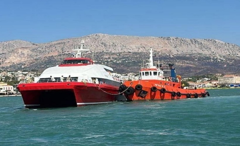 Çeşme-Sakız seferinde gemi kazası: Yolcular mahsur kaldı!
