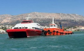 Çeşme-Sakız seferinde gemi kazası: Yolcular mahsur kaldı!