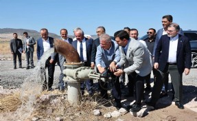 Dikili'nin jeotermal su kuyusu açıldı