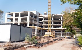 Ege Üniversitesi'nde dev teknopark kompleksi hızla yükseliyor