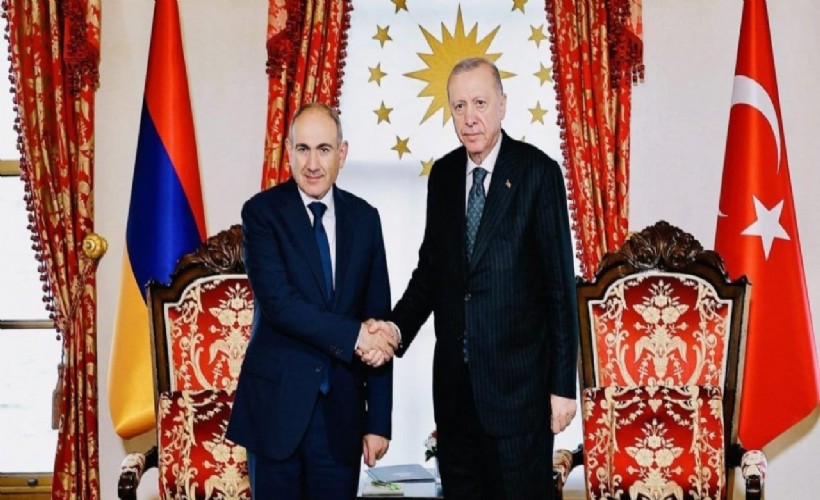 Erdoğan, Paşinyan ile görüştü